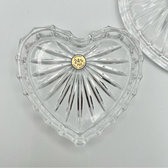 Vintage Bohemia Cut Crystal Heart Trinket Box Vanity Leaded Czech Republic - Picture 7 of 9